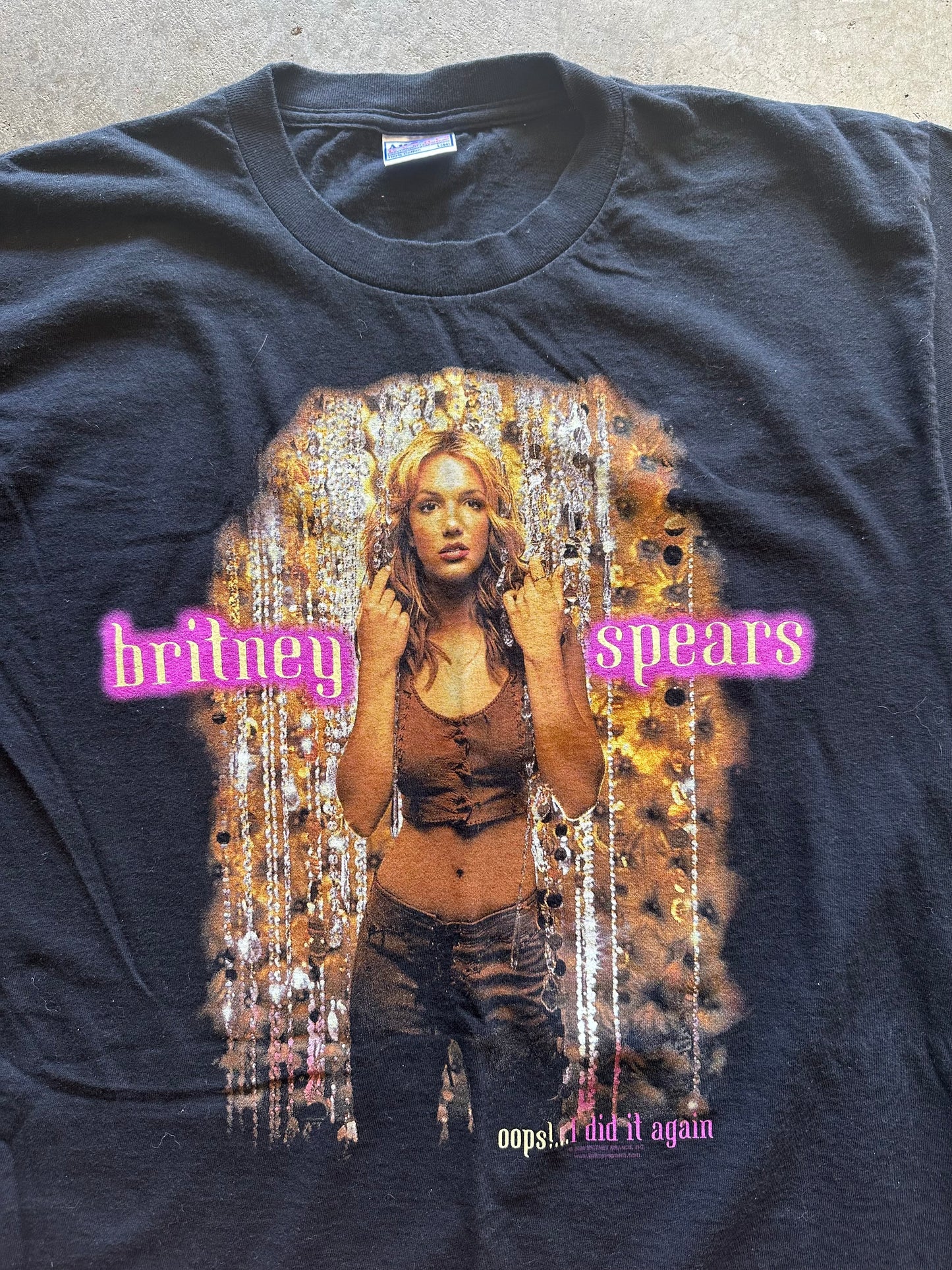 (L) 2000 Britney Spears Tee