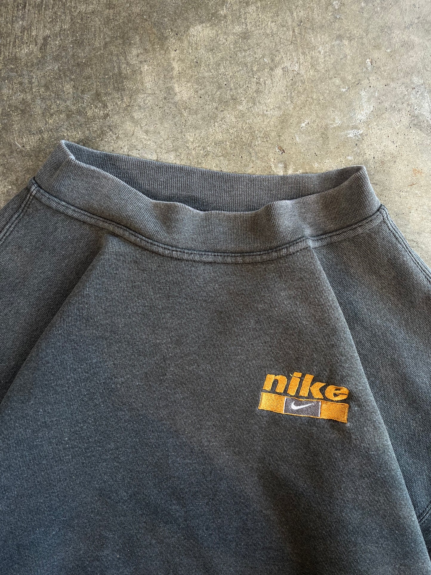 (XL) Vintage Nike Sweatshirt