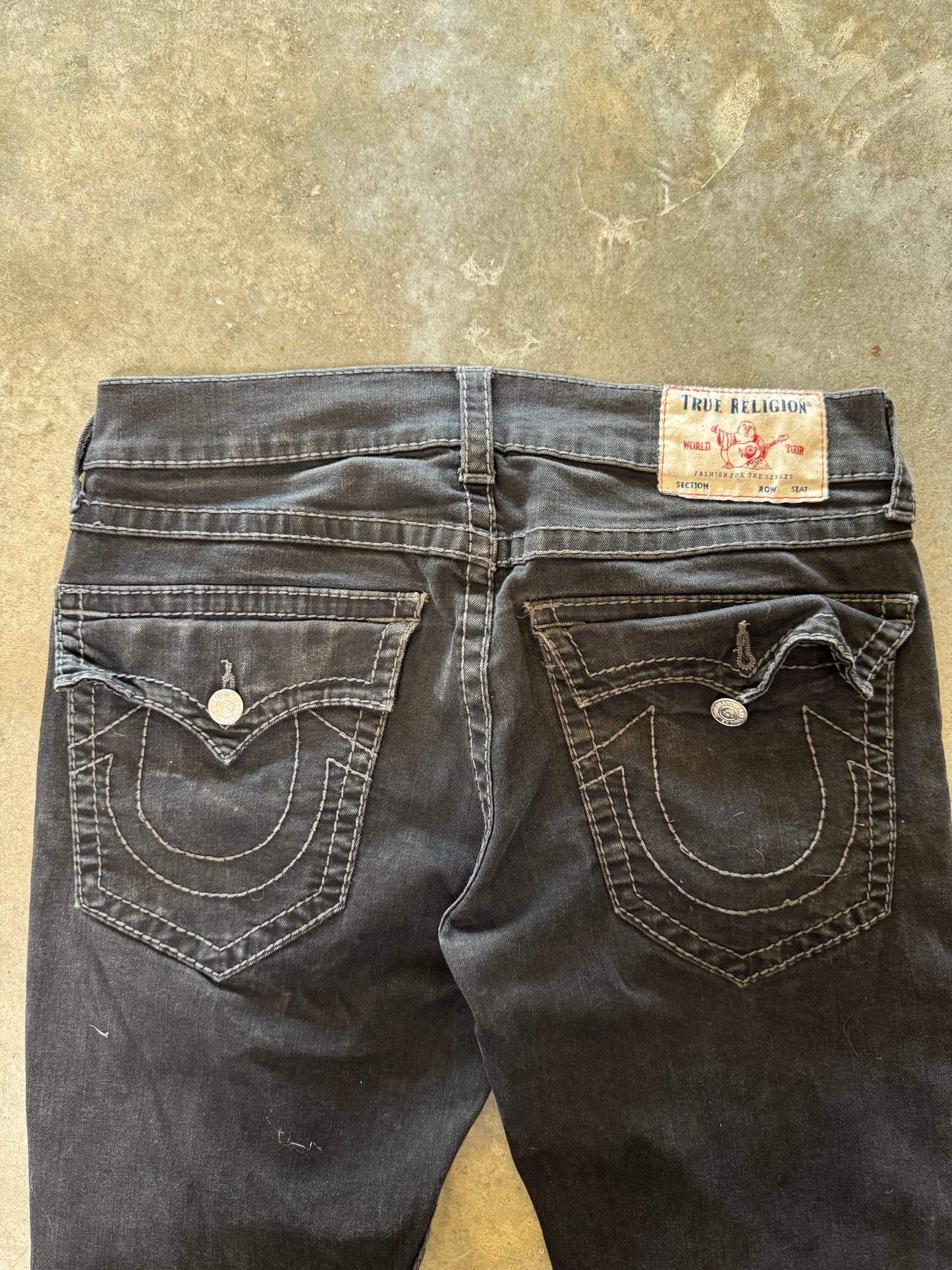 (34) Y2K True Religion Jeans