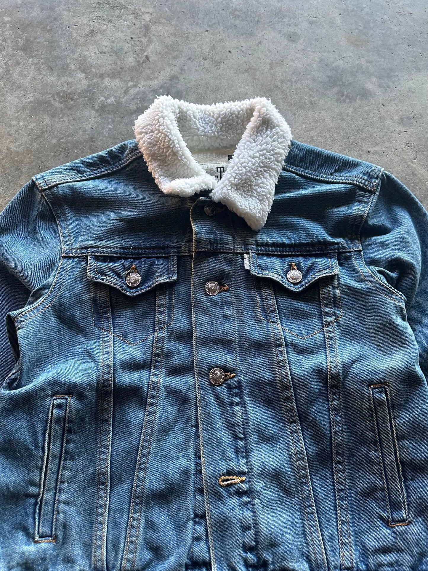 (XS) Levi’s Silver Tab Denim Jacket