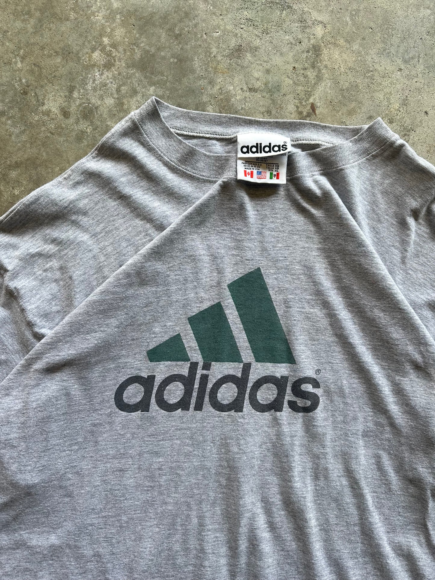 (XL) Vintage Adidas Tee