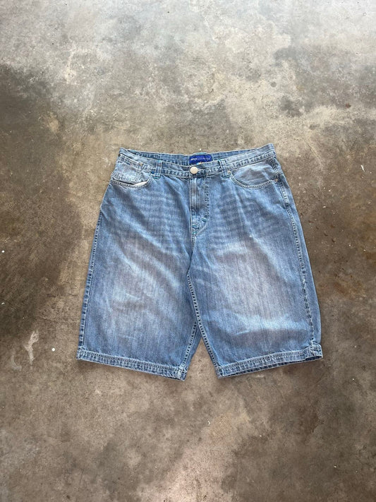 (42) 00s Enyce Jorts