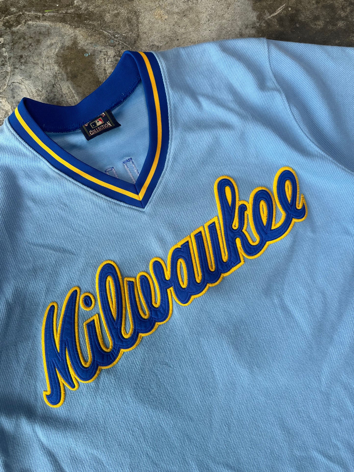 (XL) 00s Milwaukee Jersey