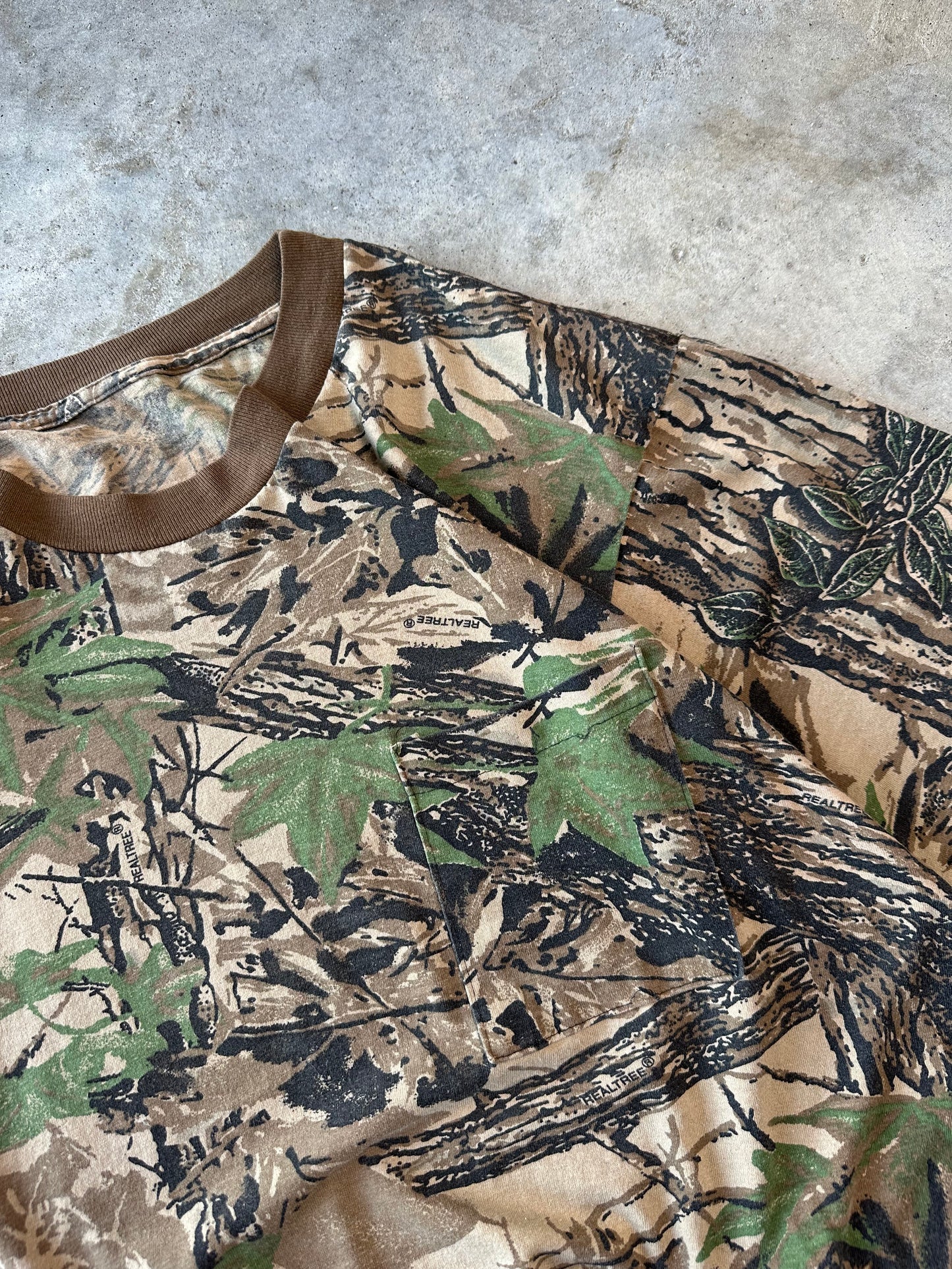 (L) Vintage Camo Tee