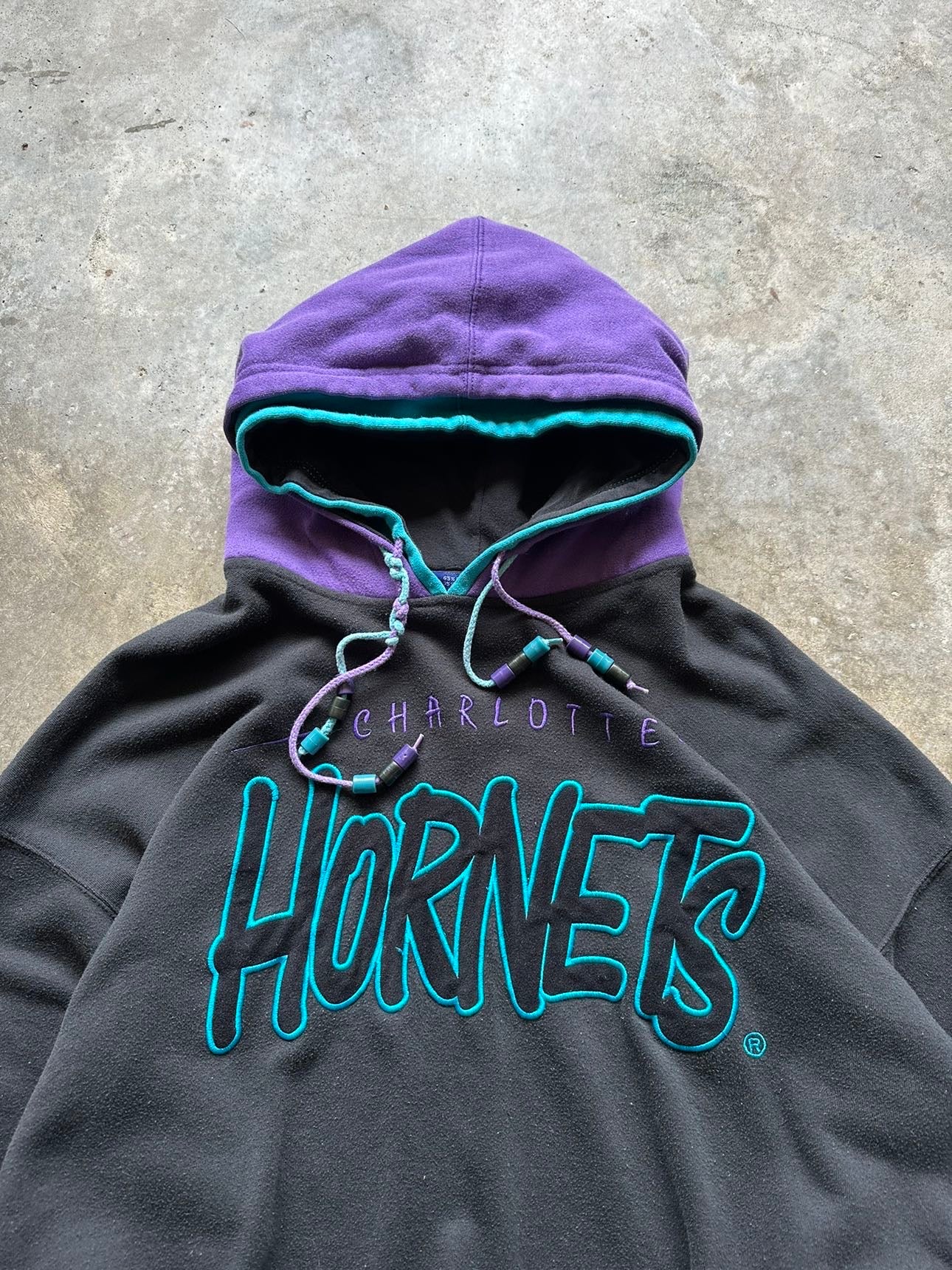 (XL) Vintage Charlotte Hornets Double Hood Starter Hoodie