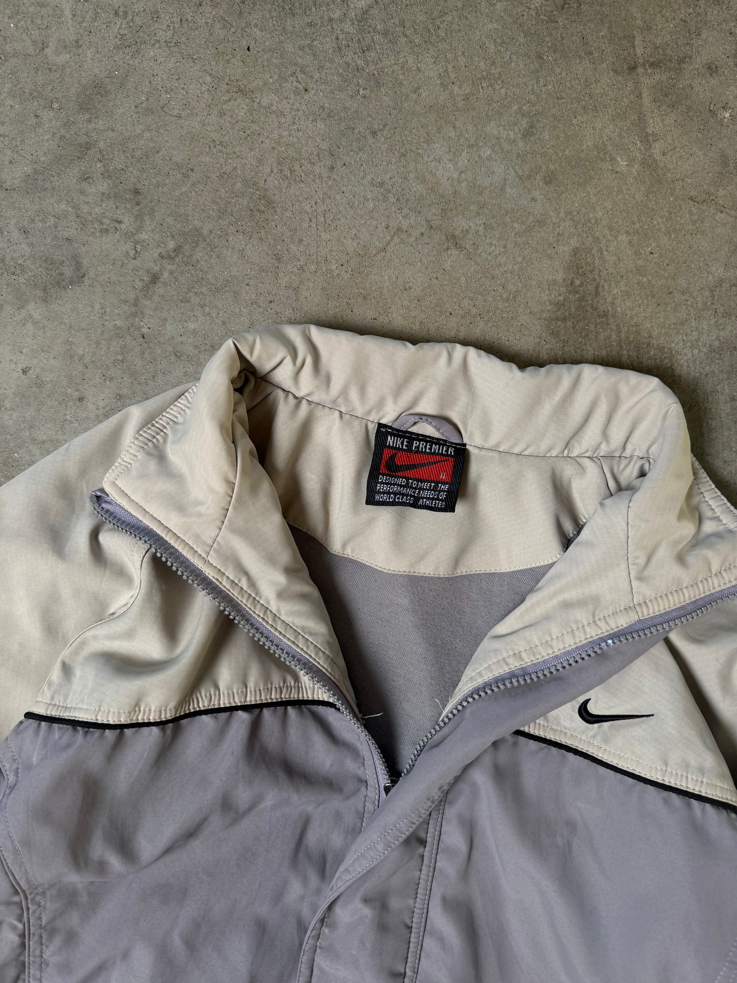 (L) Vintage Nike Zip-Up