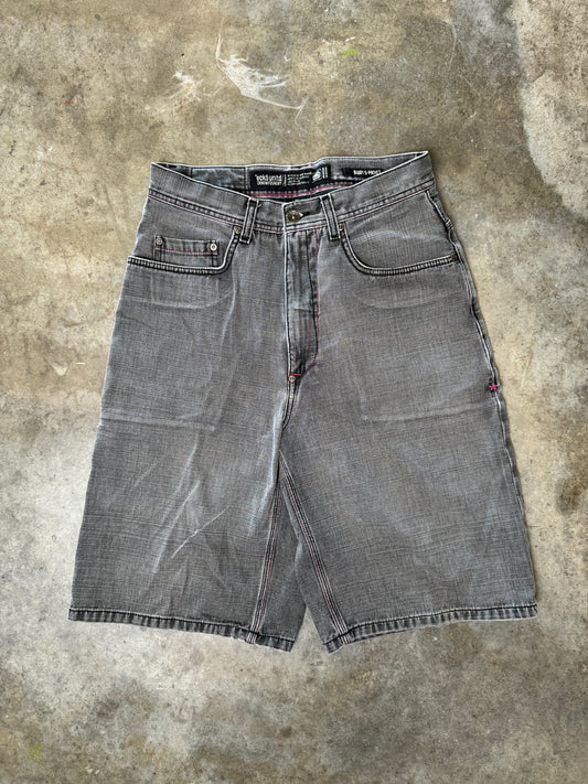 (32) Ecko Unltd Baggy Jorts