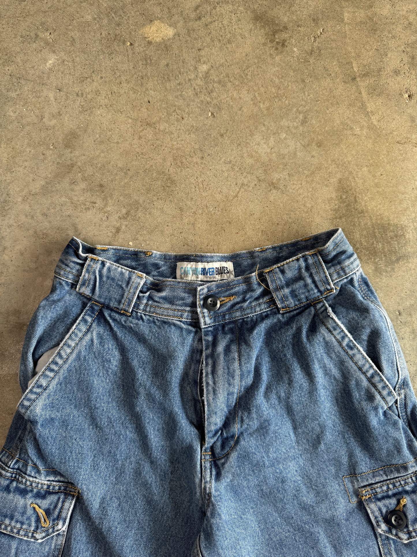 (10) Canyon River Jorts