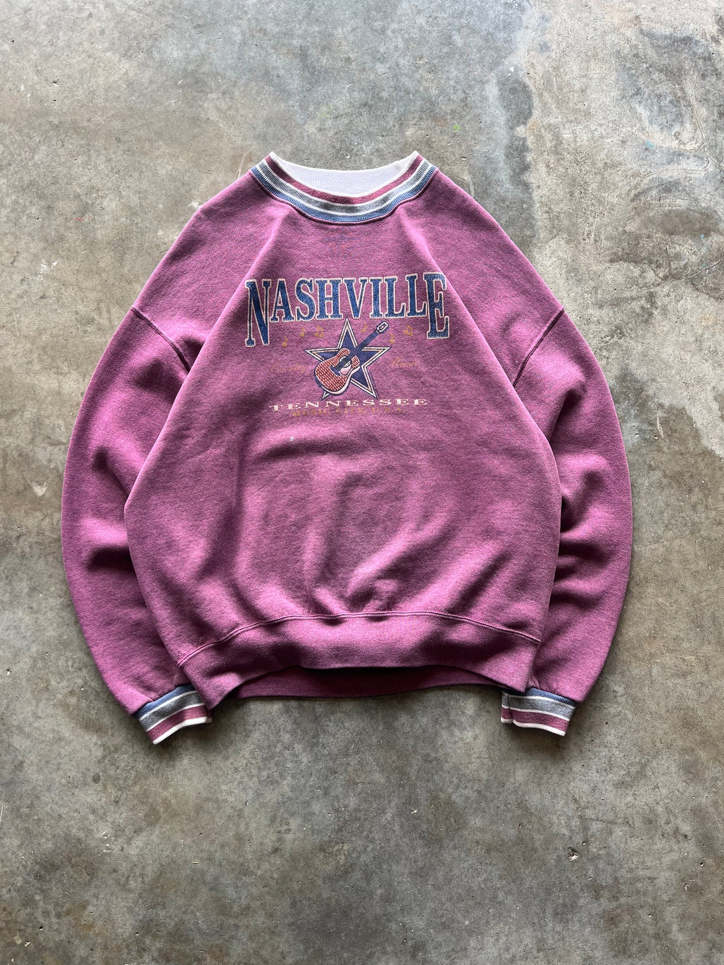 (XL) Vintage Nashville Tennessee Sweatshirt