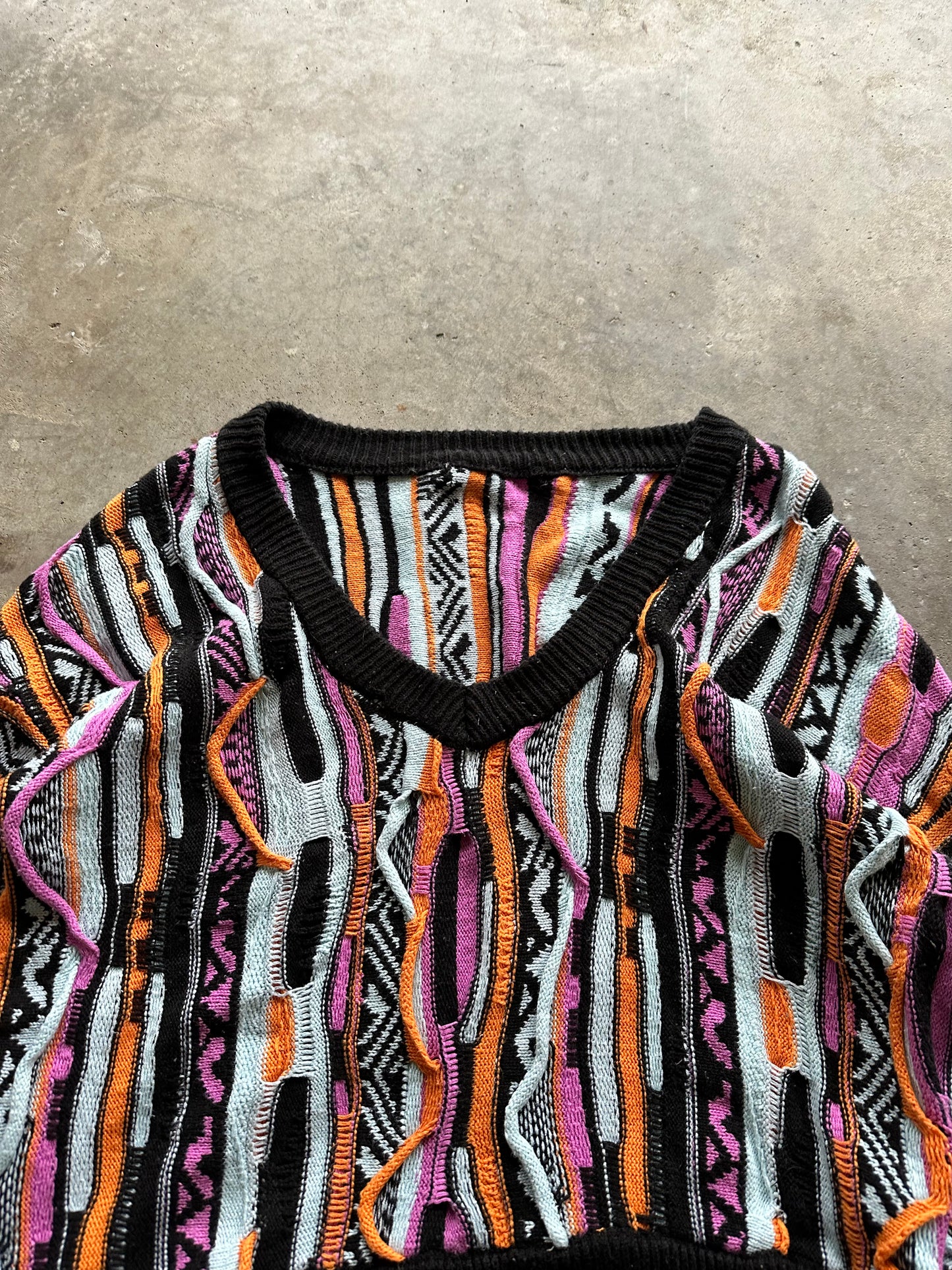 (M) Coogi-Like Cropped Sweater