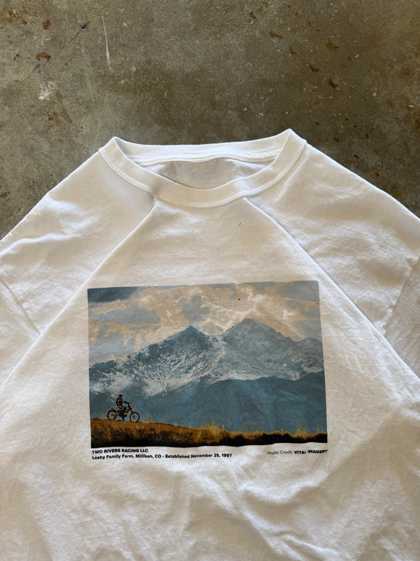 (XL) Vintage Photograph Tee