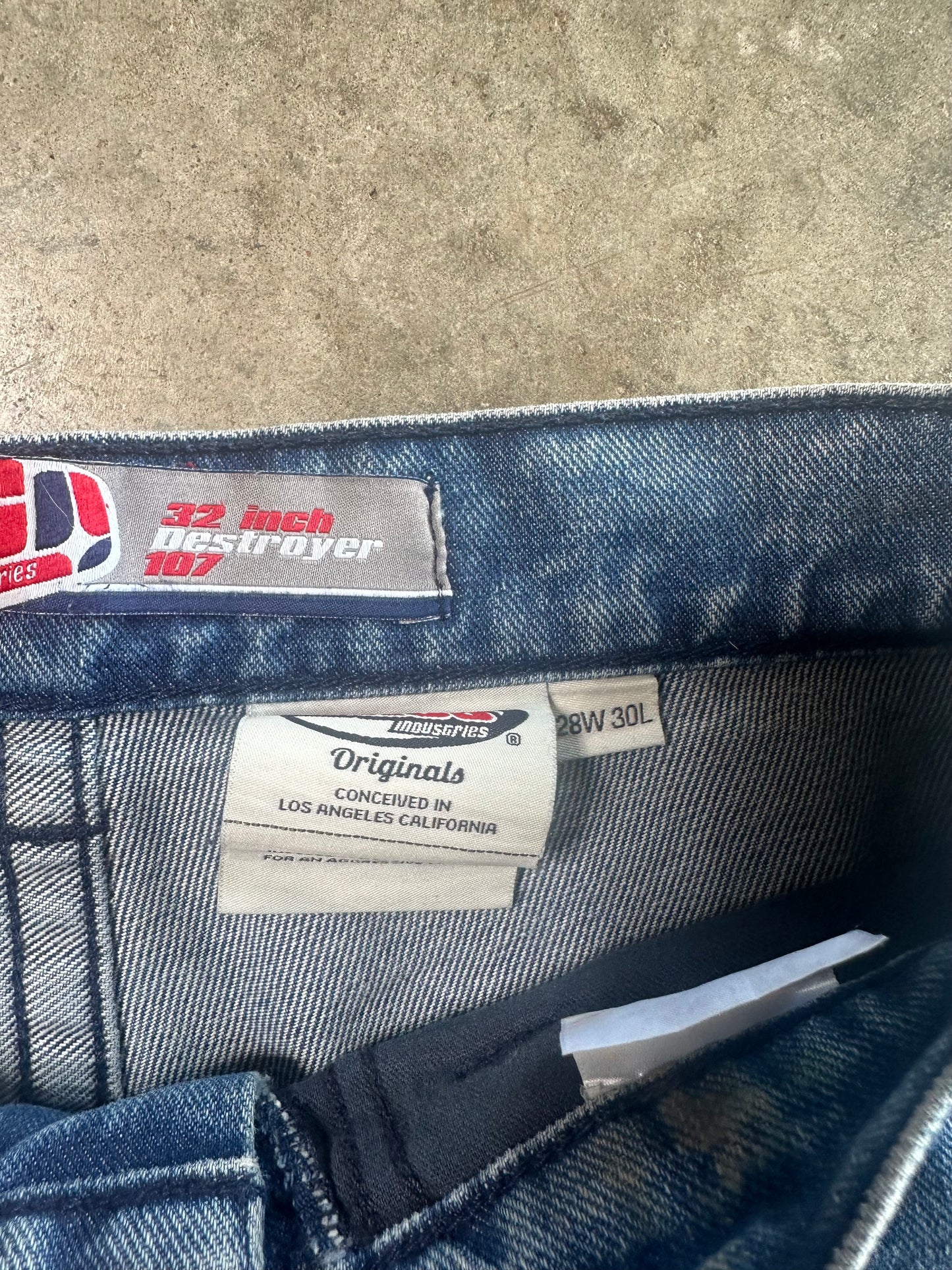 (28 X 30) JNCO Destroyer Denim Baggy Jeans