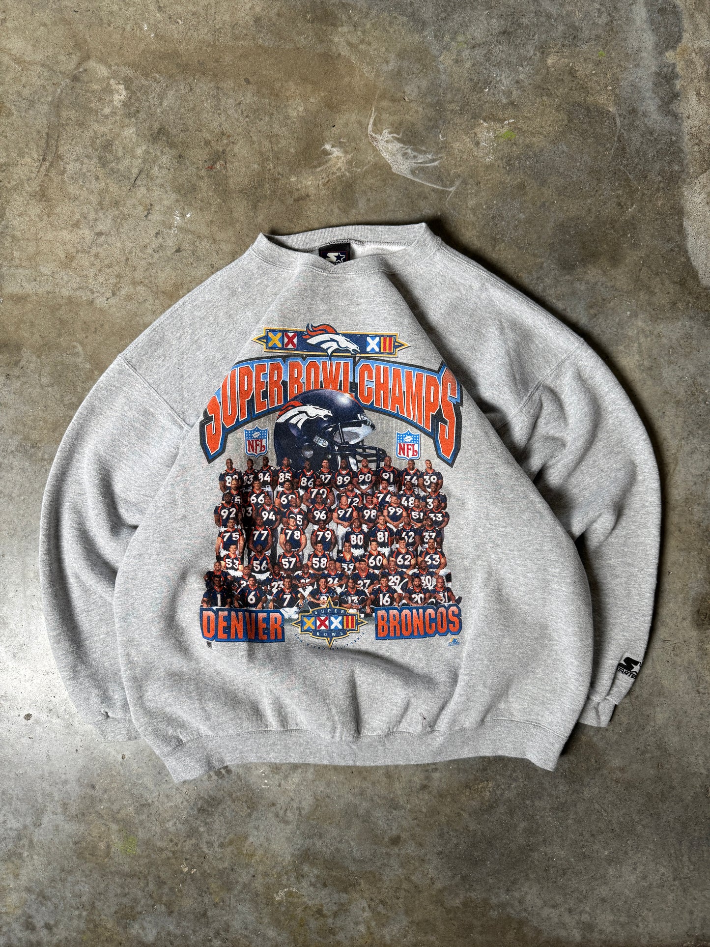 (XL) Vintage Broncos Superbowl Sweatshirt