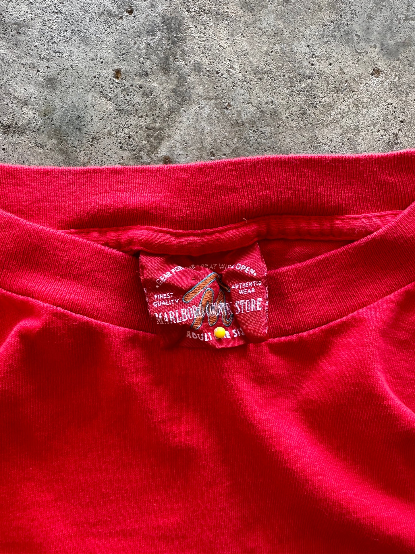 (XL) Vintage Marlboro Pocket Tee