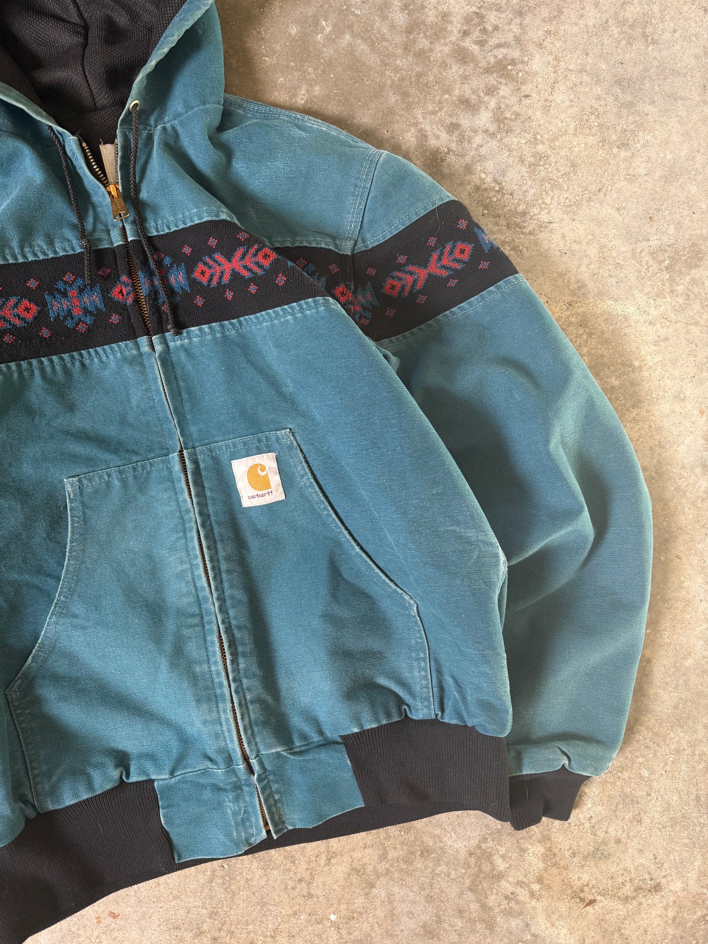 (M) Vintage Carhartt Aztec Hooded Jacket