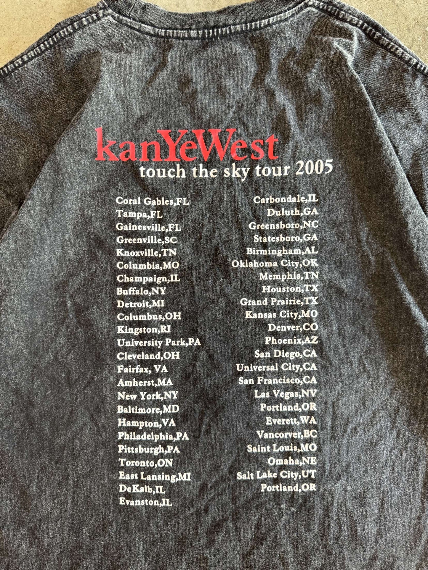 (XL) 00s Kanye Bootleg Rap Tee