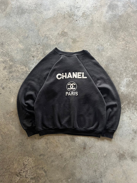 (XL) Vintage Chanel Paris Sweatshirt