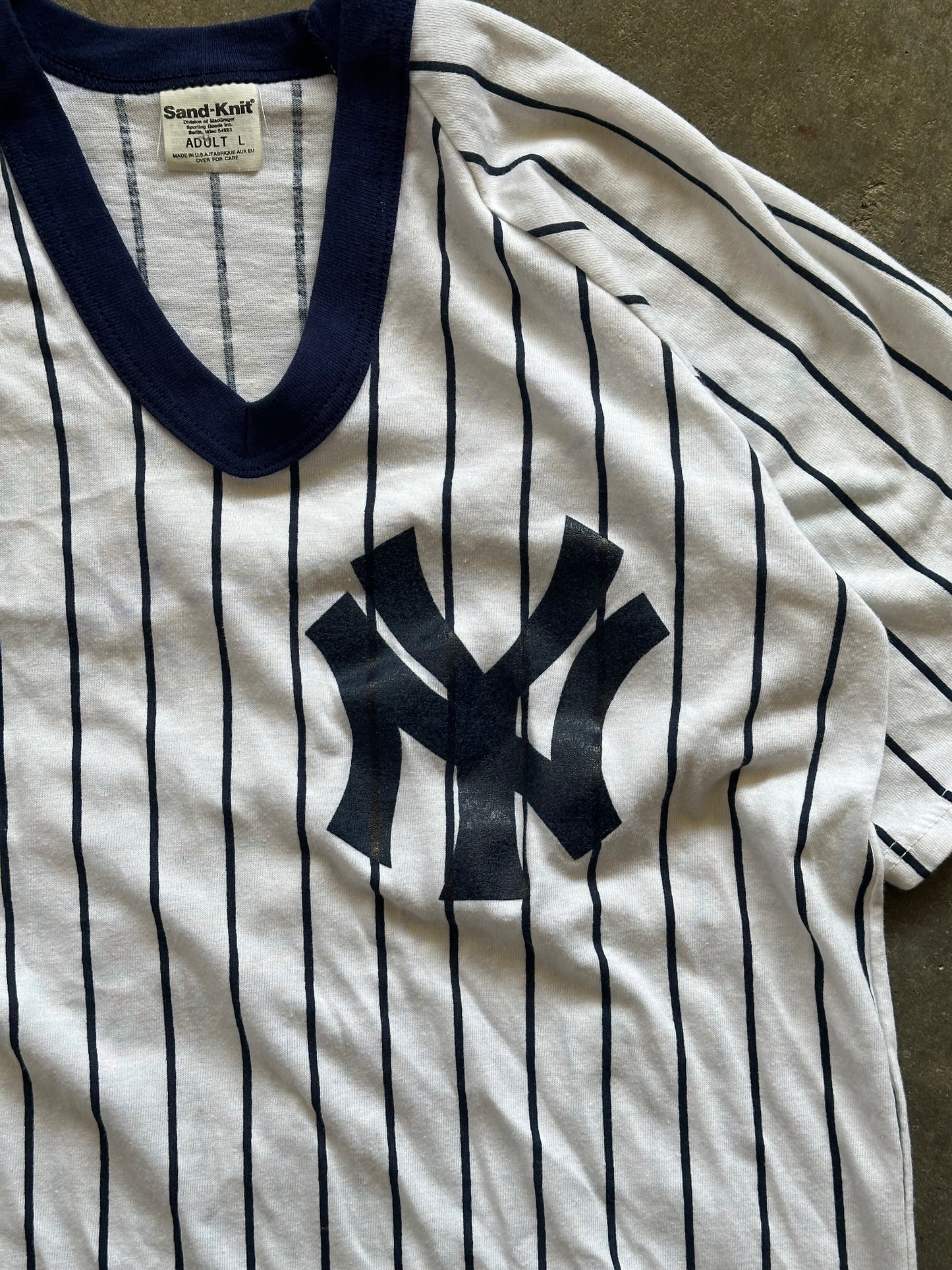 (L) Vintage NY Yankees Jersey