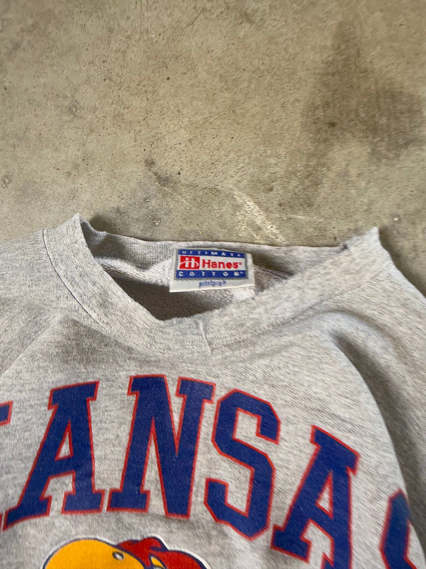 (M) Vintage Kansas Sweatshirt