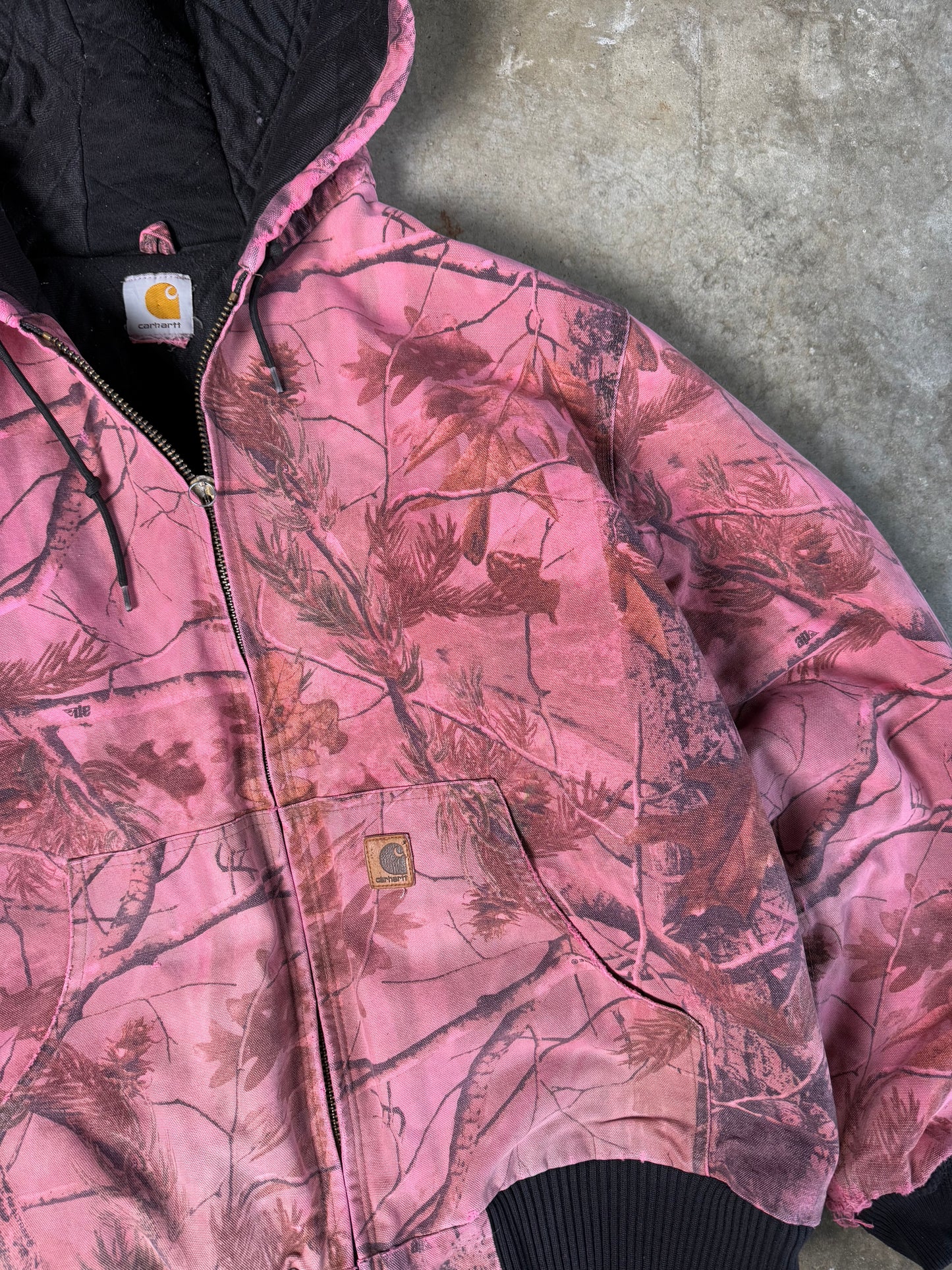 (XL) Vintage Pink Camo Carhartt Jacket