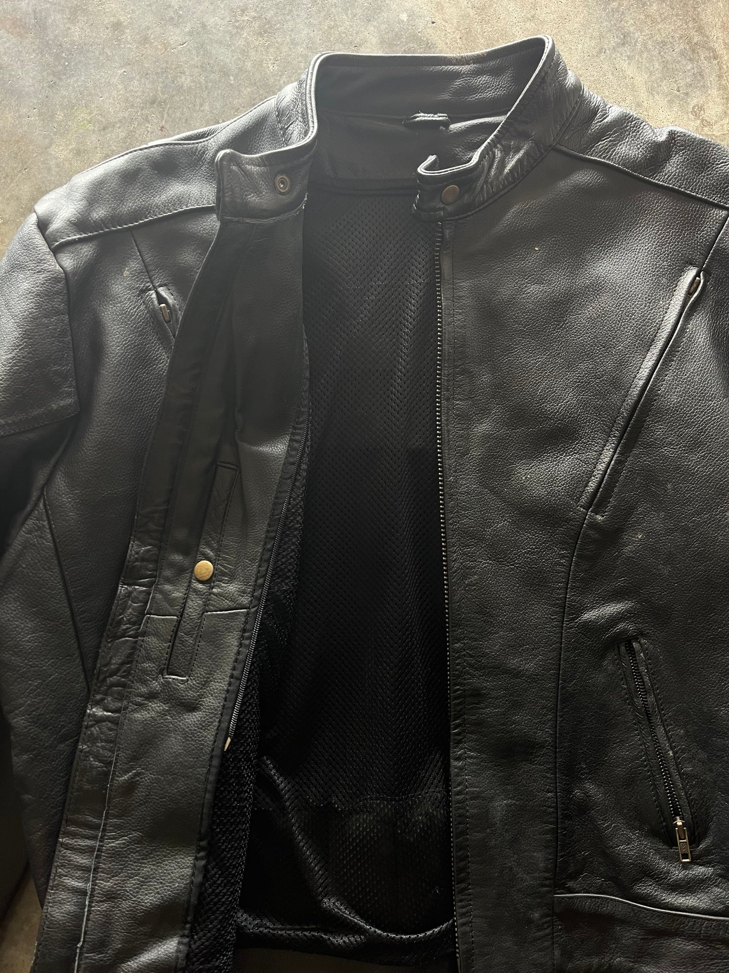 (L) Vintage Leather Biker Jacket