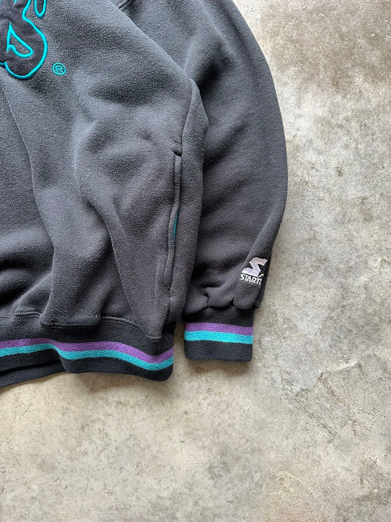 (XL) Vintage Charlotte Hornets Double Hood Starter Hoodie