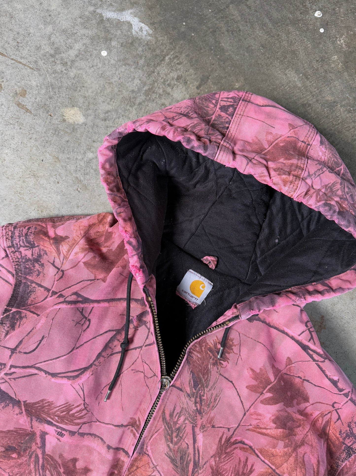 (XL) Vintage Pink Camo Carhartt Jacket