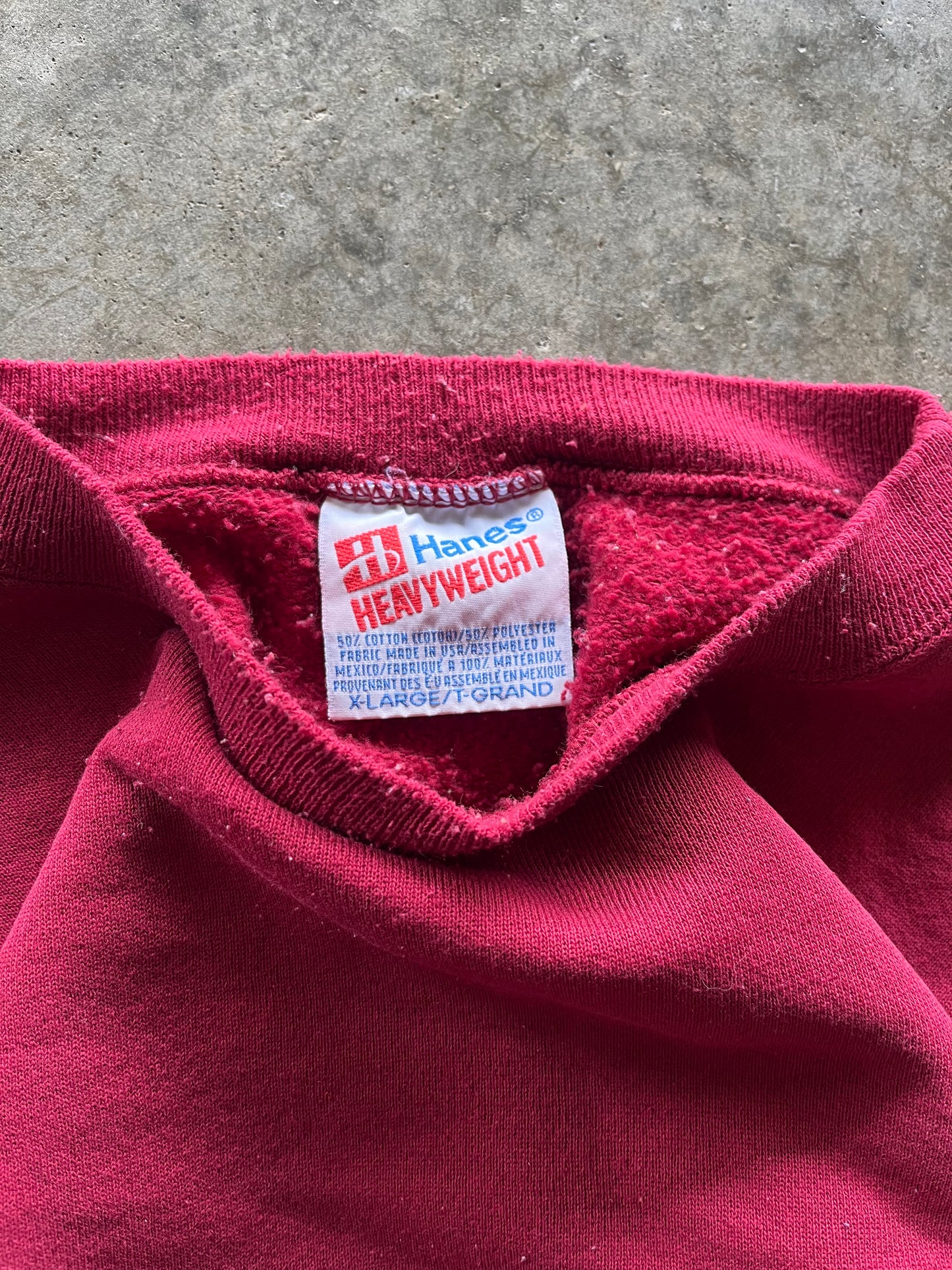 (XL) Vintage Hanes Essential Red Sweatshirt