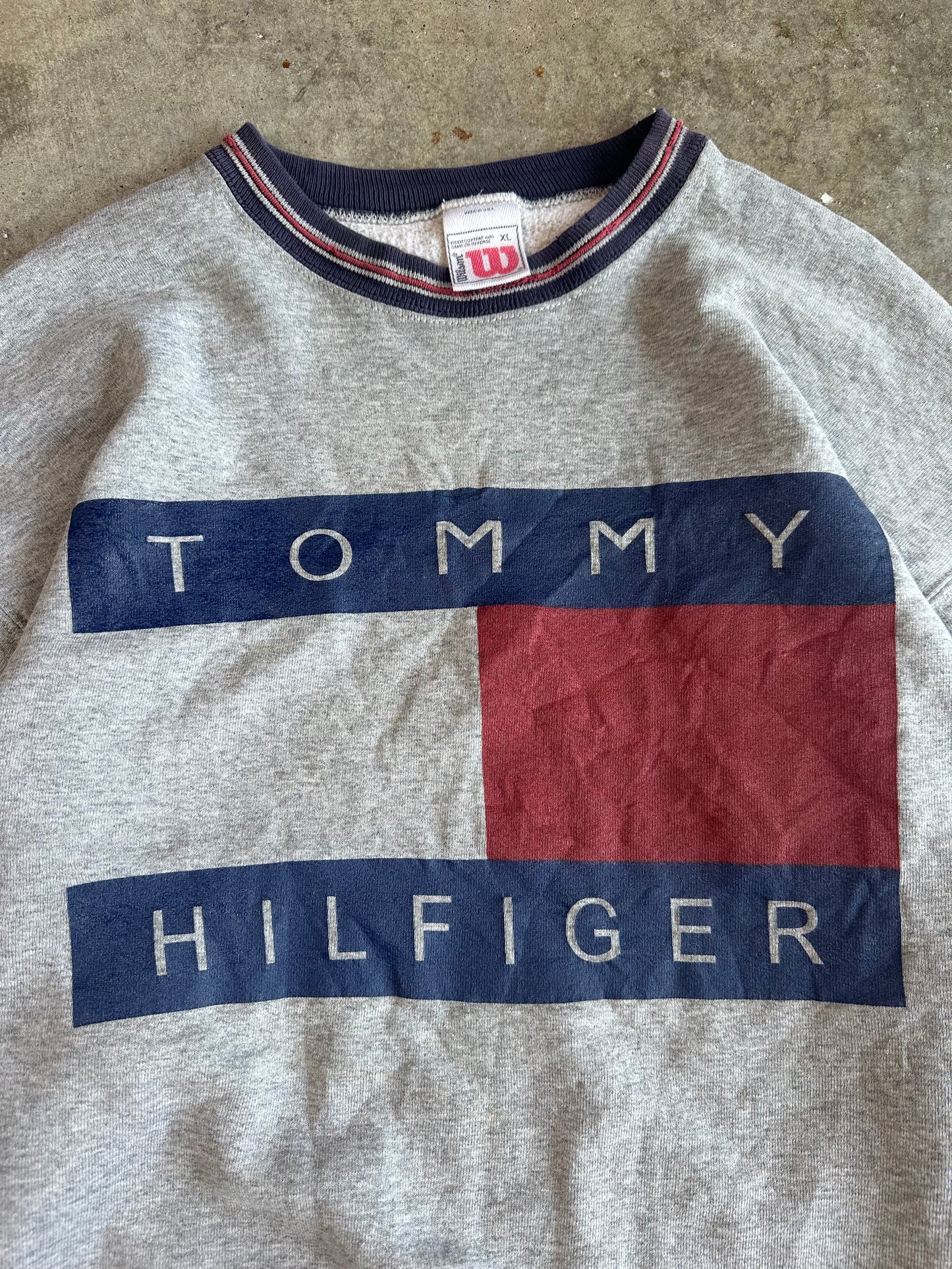 (XL) Vintage Tommy Hilfiger Sweatshirt