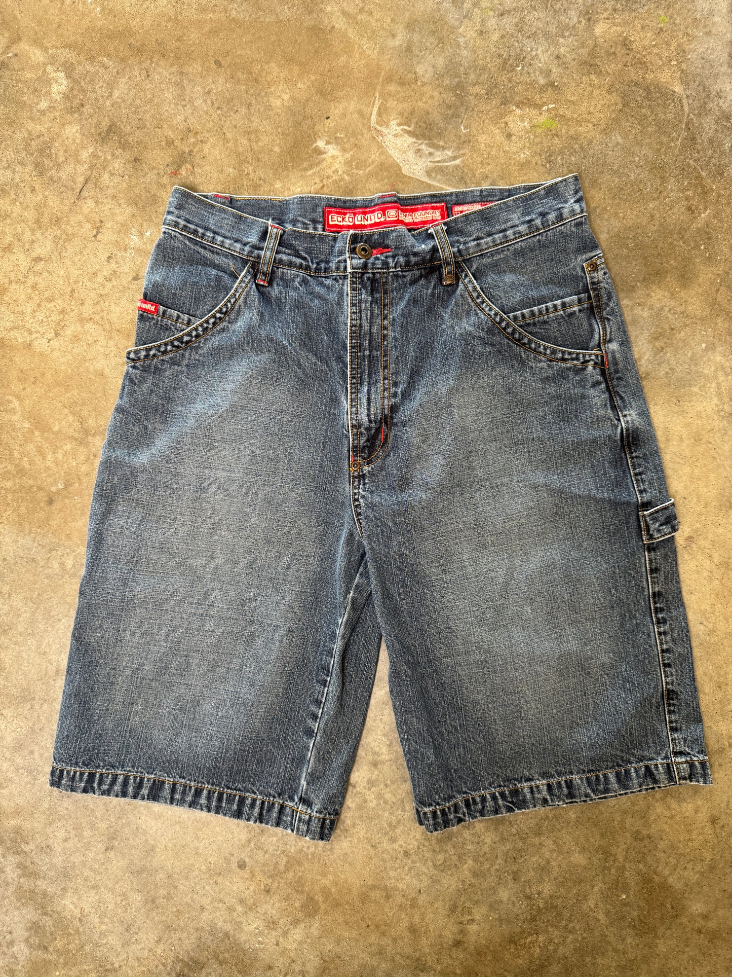 (32) Ecko Unltd Denim Jorts