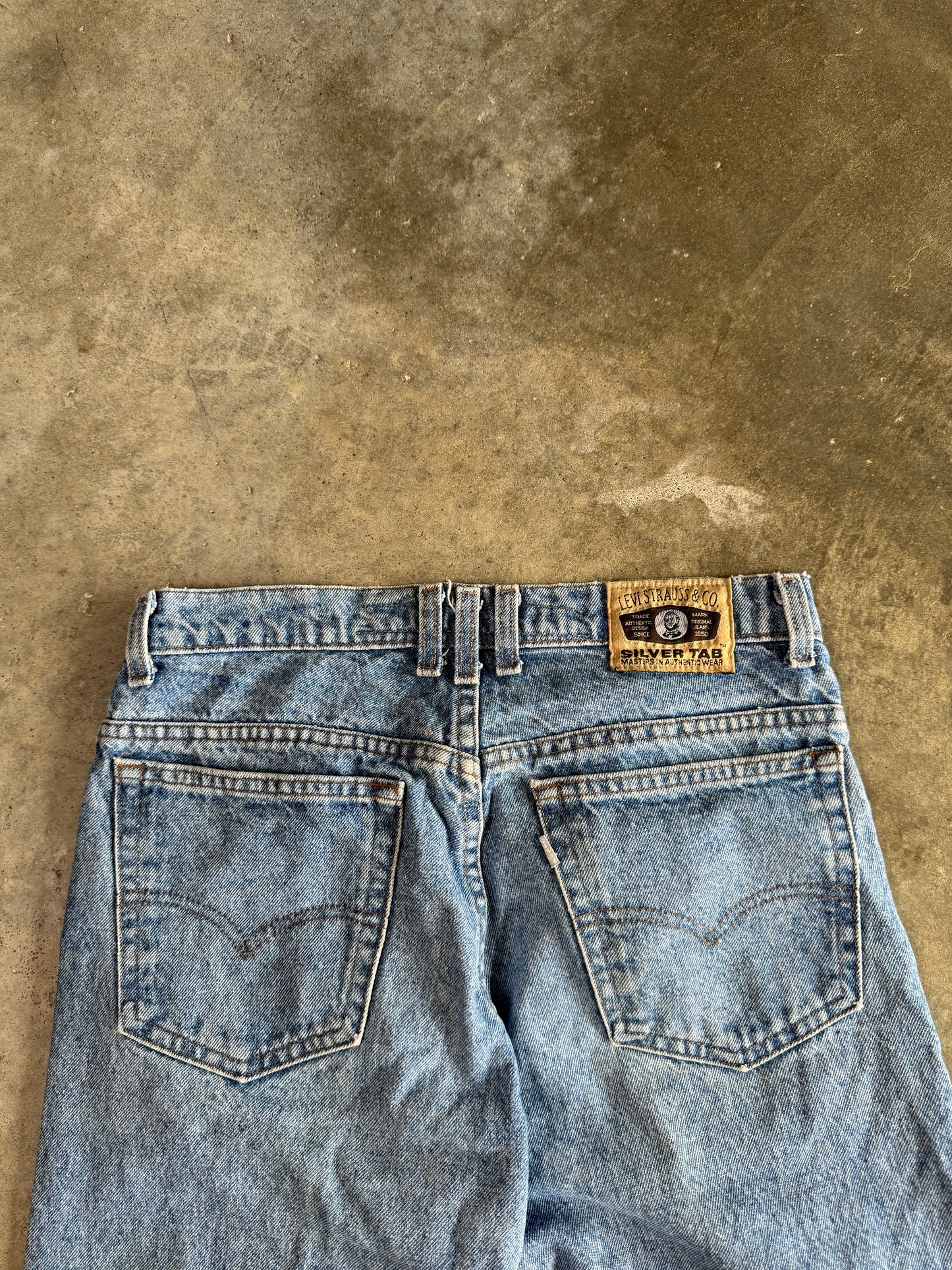 (33 x 34) Levi Silver Tab Denim Jeans