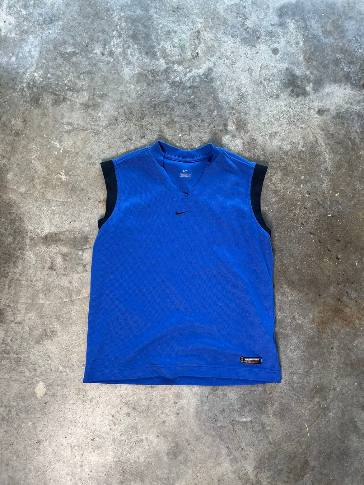 (M) 00s Nike Sleeveless Tee