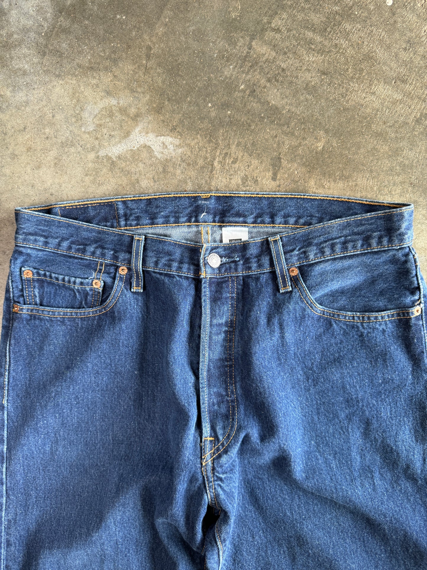 (36 x 32) Levi 501 Jeans