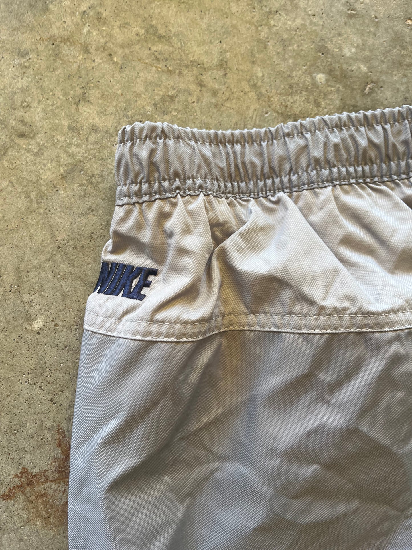 (XXL) 90s Nike Swim Shorts