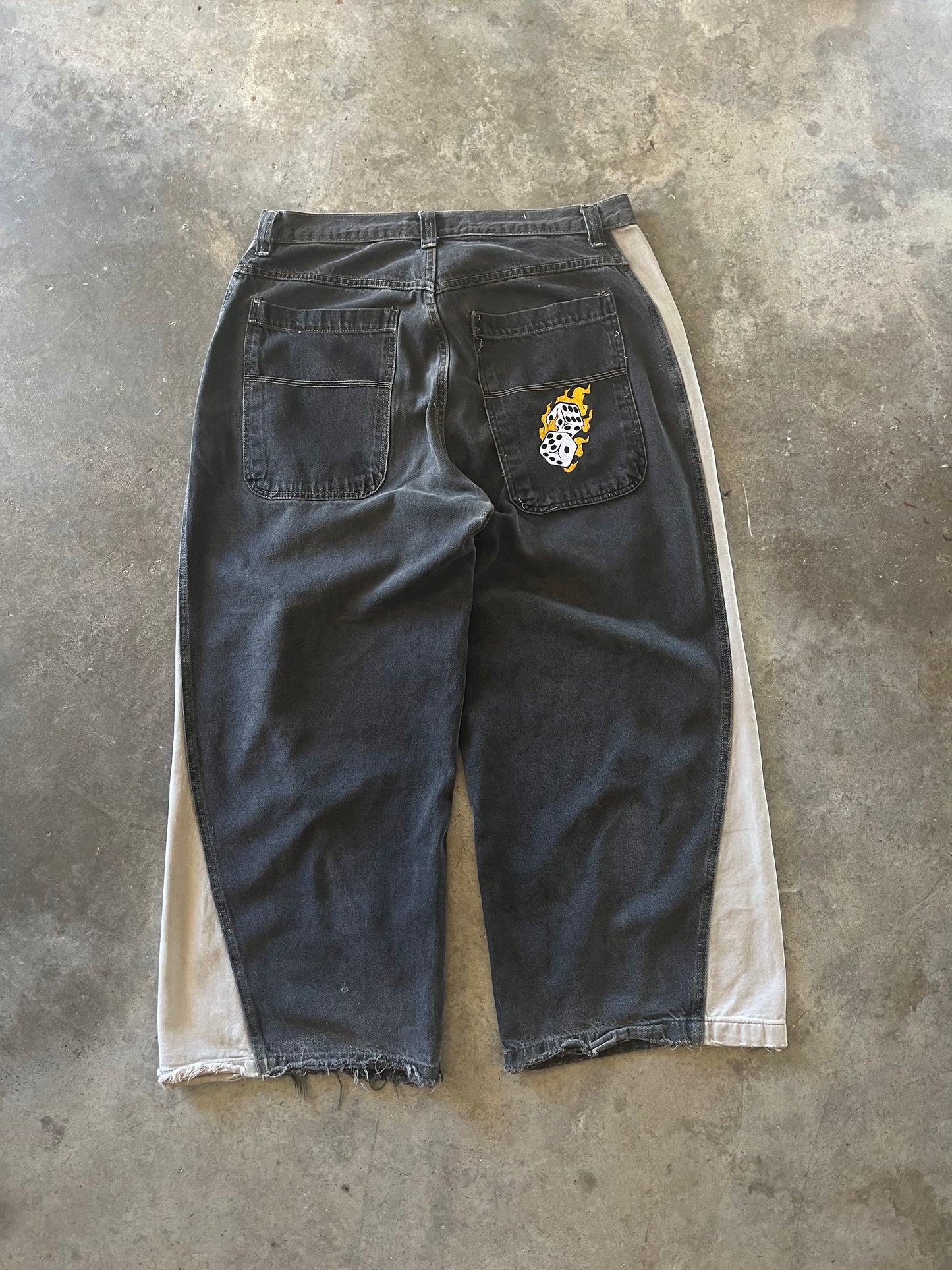 (38 x 30) Utility JNCO-Like Flaming-Dice Jeans