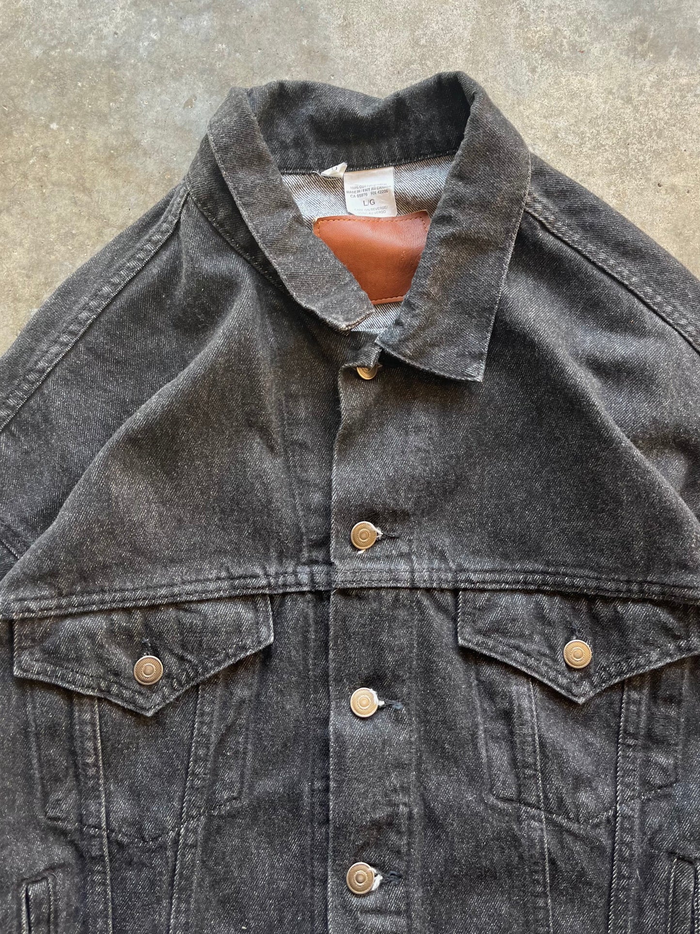 (XL) Vintage 90s Marlboro Dark Denim Jacket