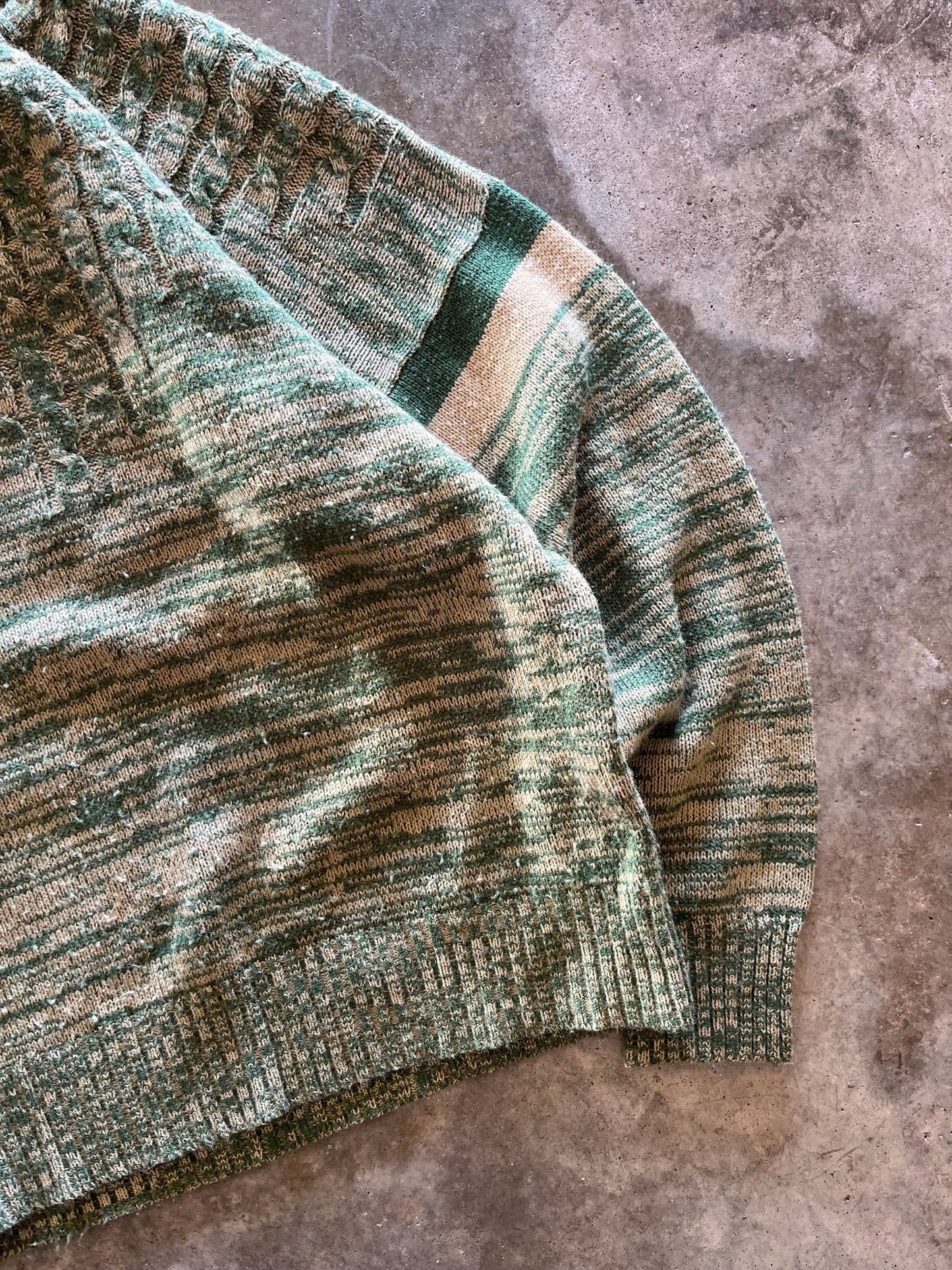 (M) Vintage Knit Sweater