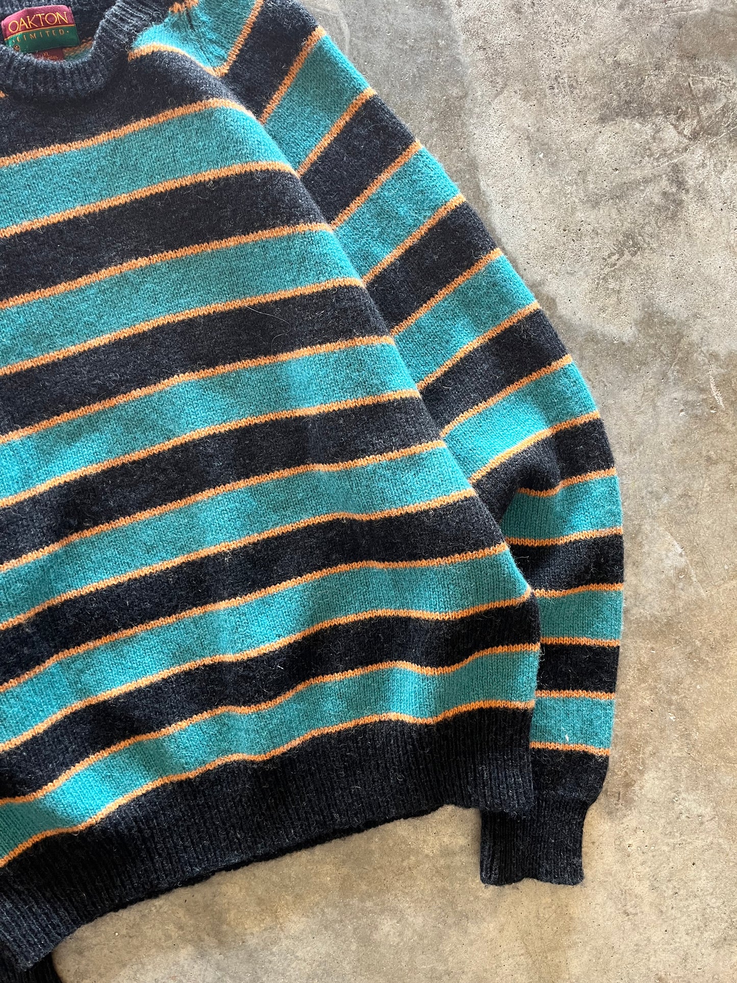 (XL) Vintage Knit Sweater