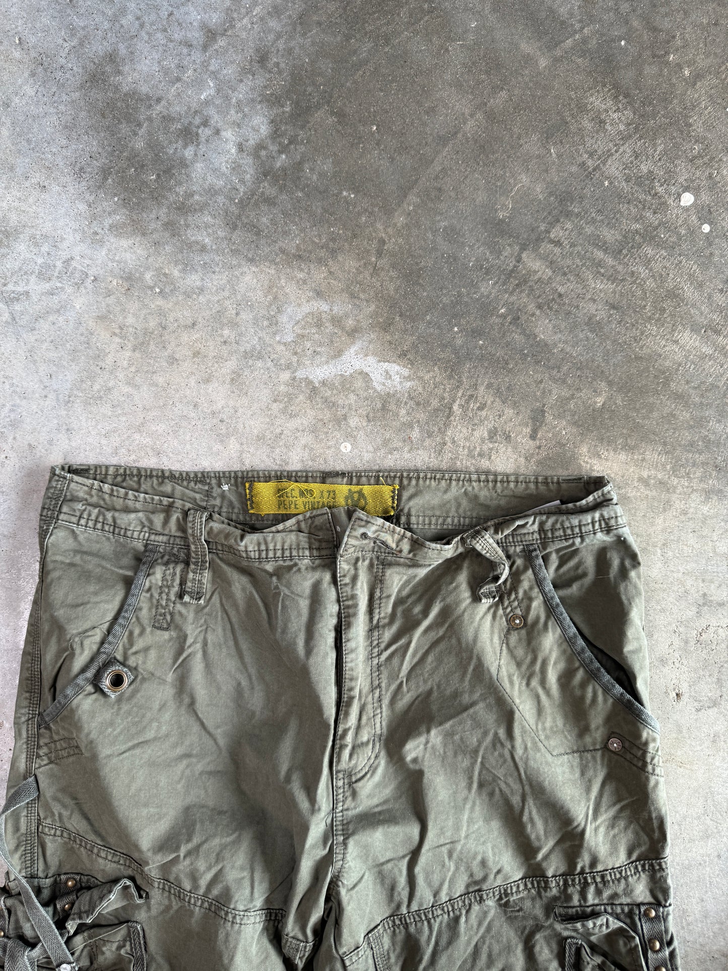 (36) Vintage Utility Pants