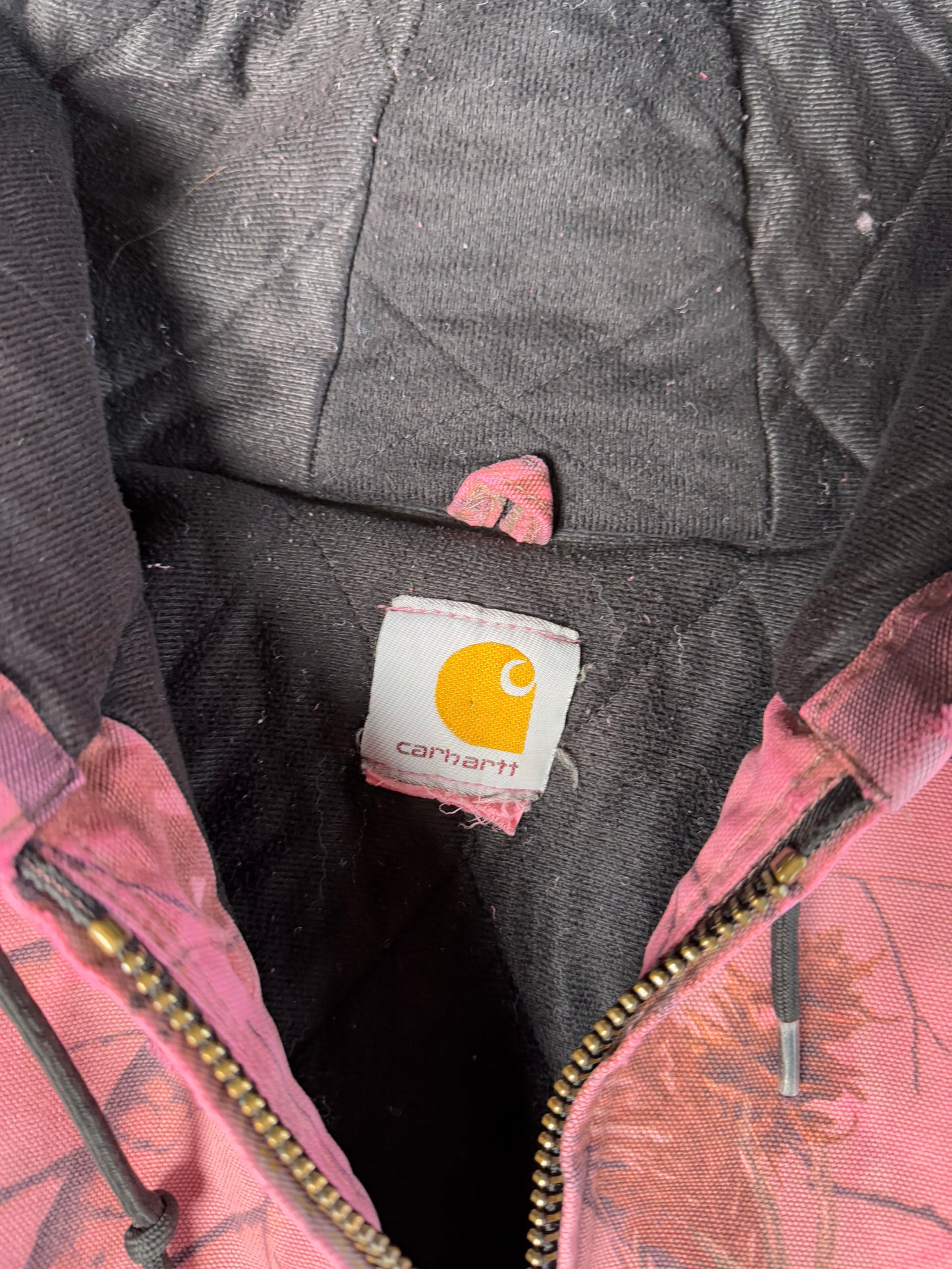 (XL) Vintage Pink Camo Carhartt Jacket