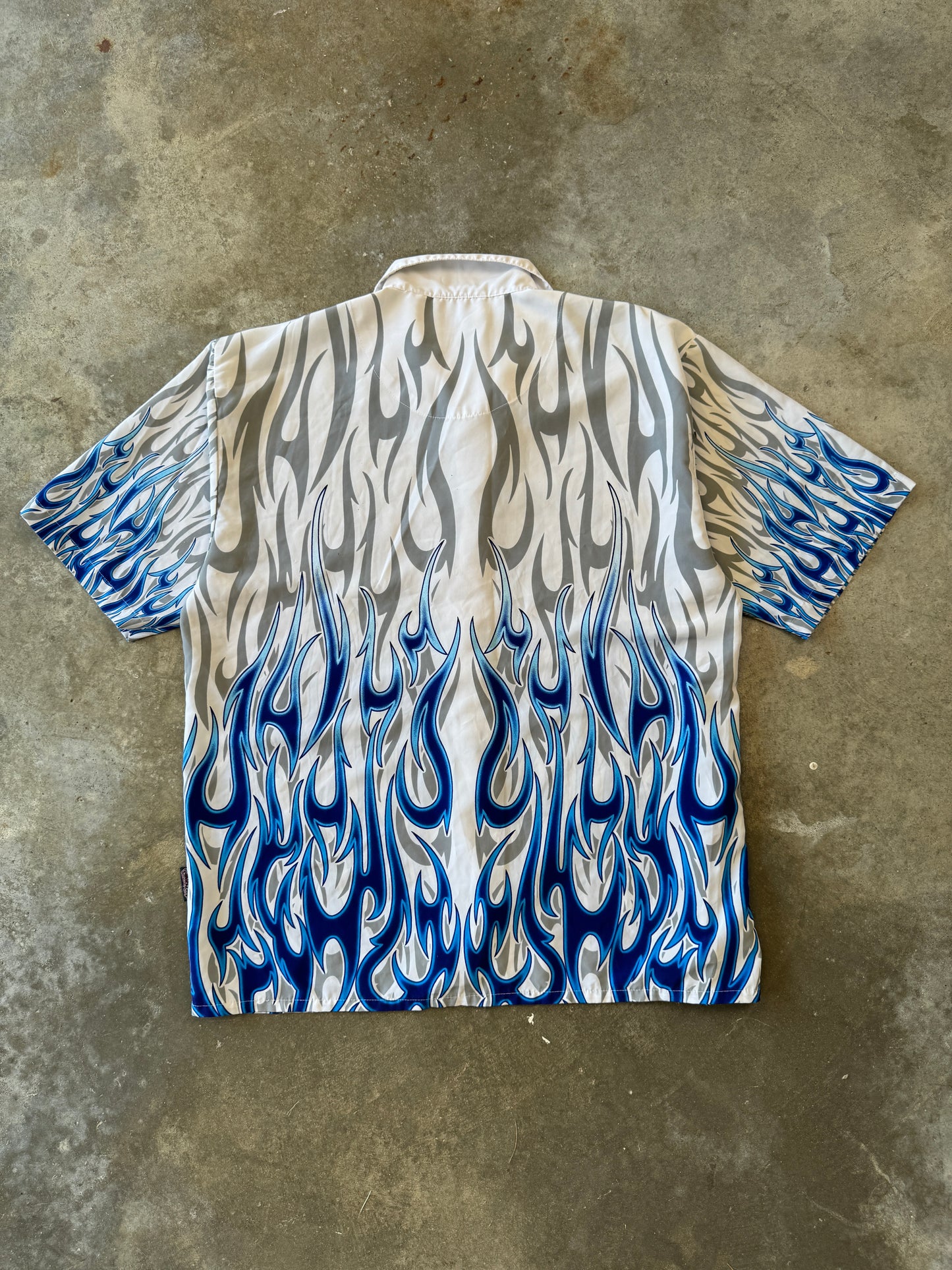 (XXL) Button-Up Flame Tee