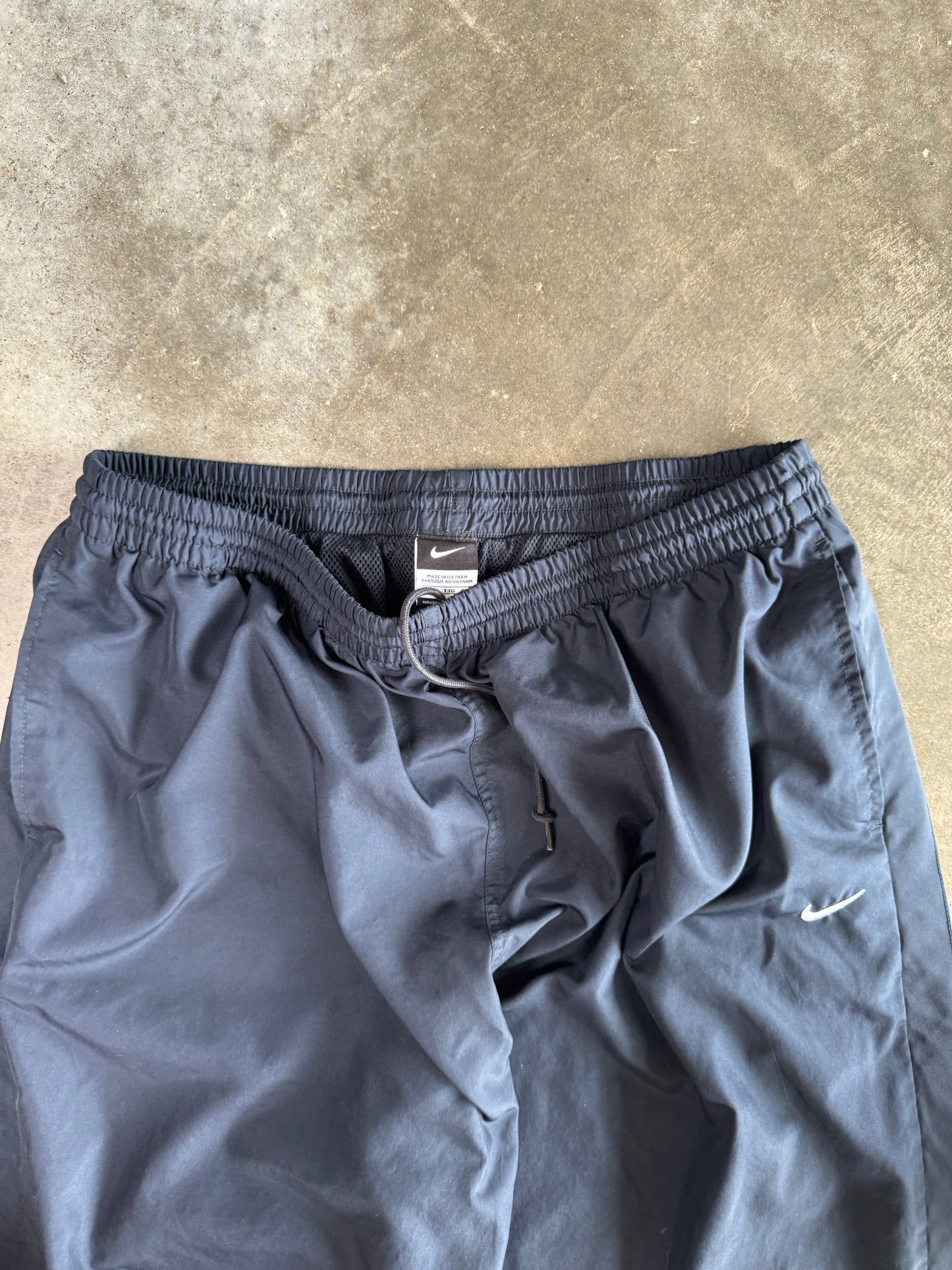 (XXL) 00s Nike Nylon Pants