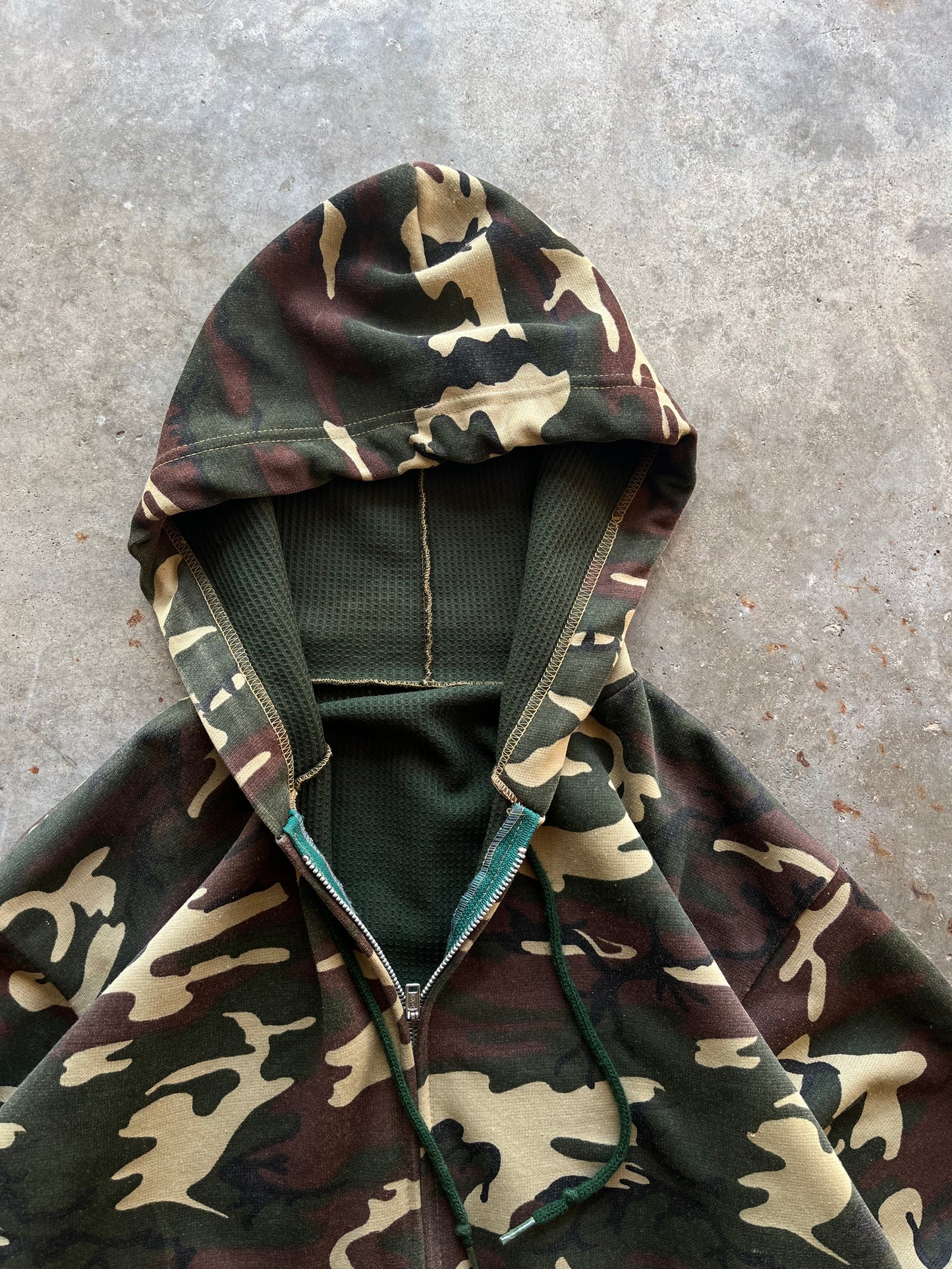 (L) Vintage Camo Jacket