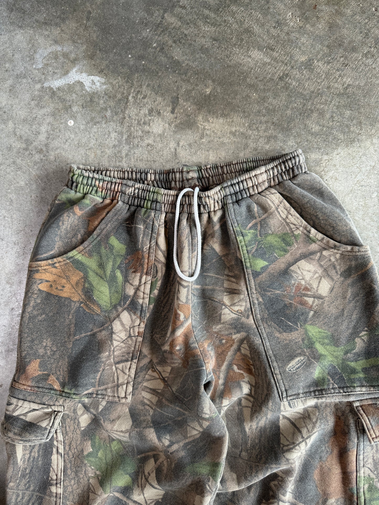 (L) 00s Camo Sweatpants