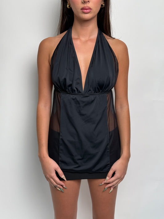 (M) 00s Open-Back V-Neck