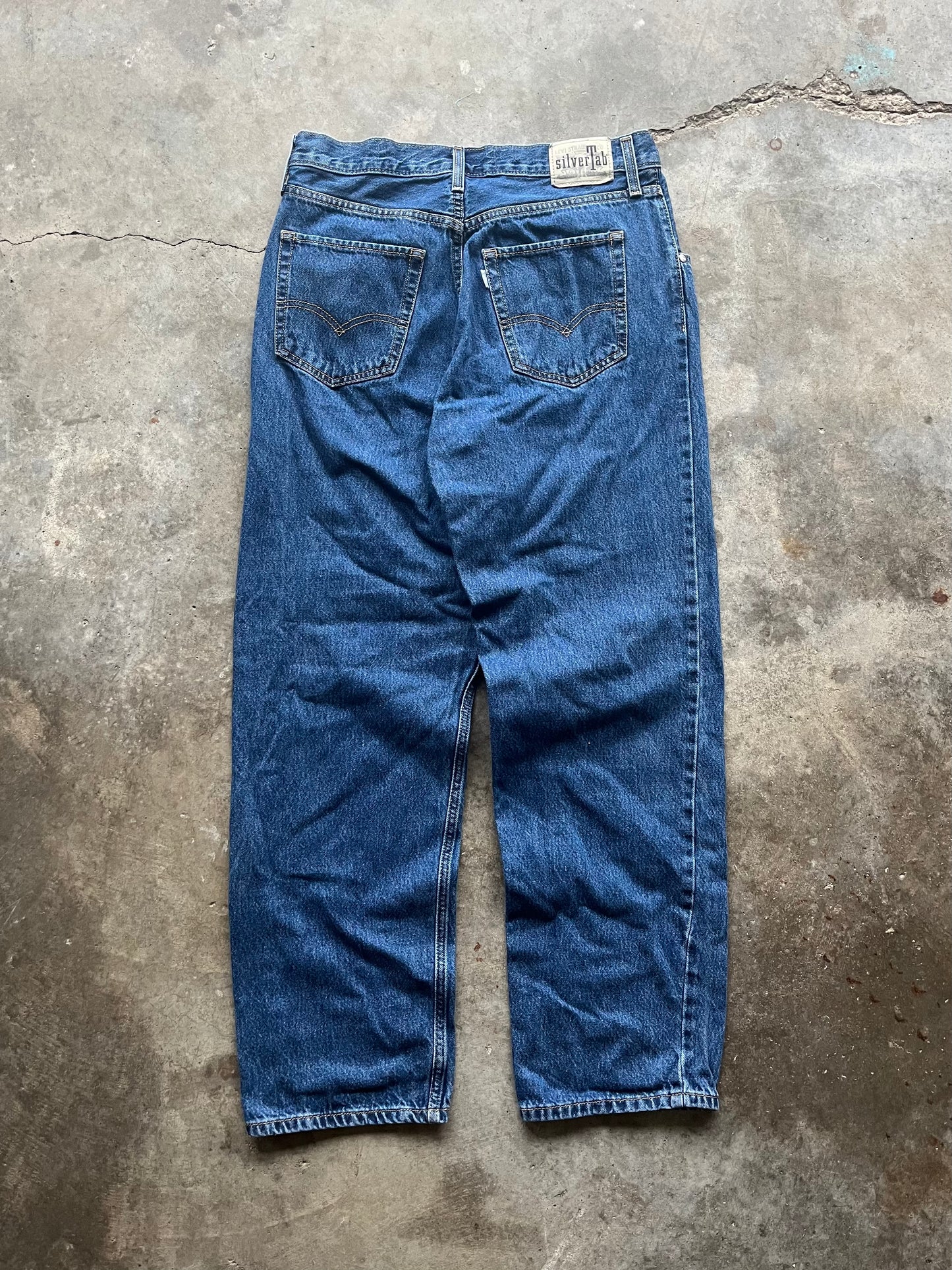 (30 x 31) Levi Baggy Silver Tab Denim Jeans