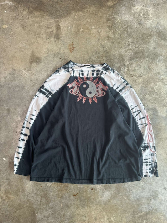 (XL) 00s Yin & Yang Longsleeve