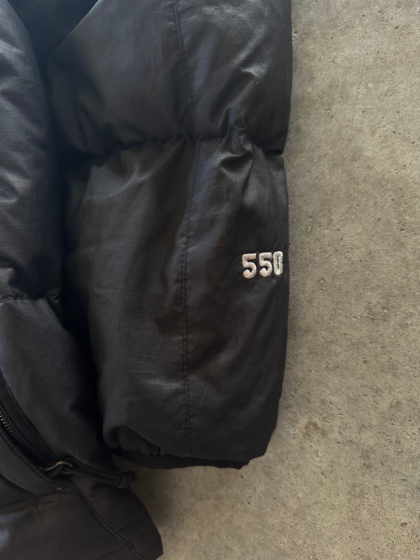 (XL) The North Face 550 Puffer Jacket