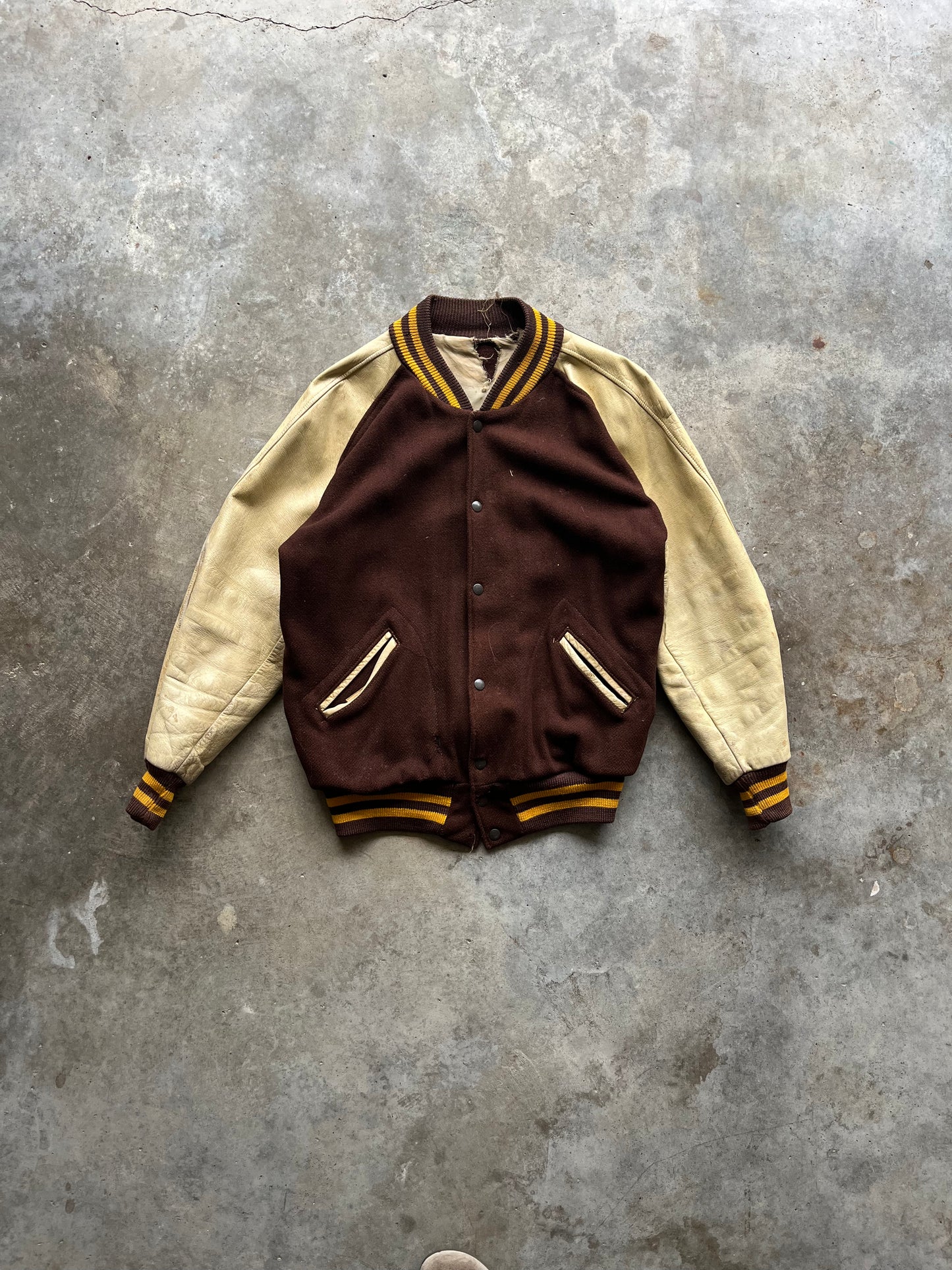 (L) Vintage 80s Varsity Jacket