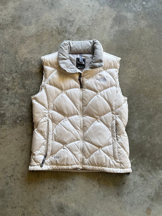 (L) The North Face 550 Puffer Vest